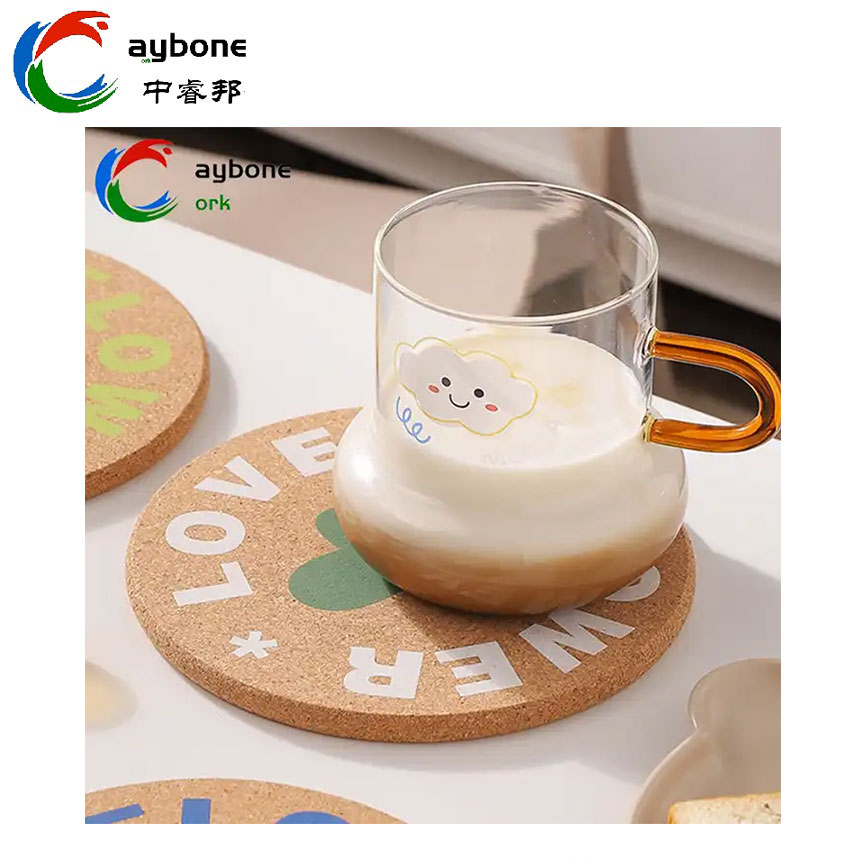 Quels sont les avantages des sous-verres en liège ?